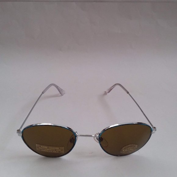 NWT True Vintage 90\'s classic eggshape retro fashion eagle \